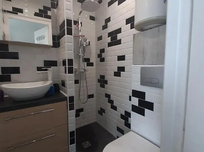 דירה Studette Acces סן ז'אן דה מון